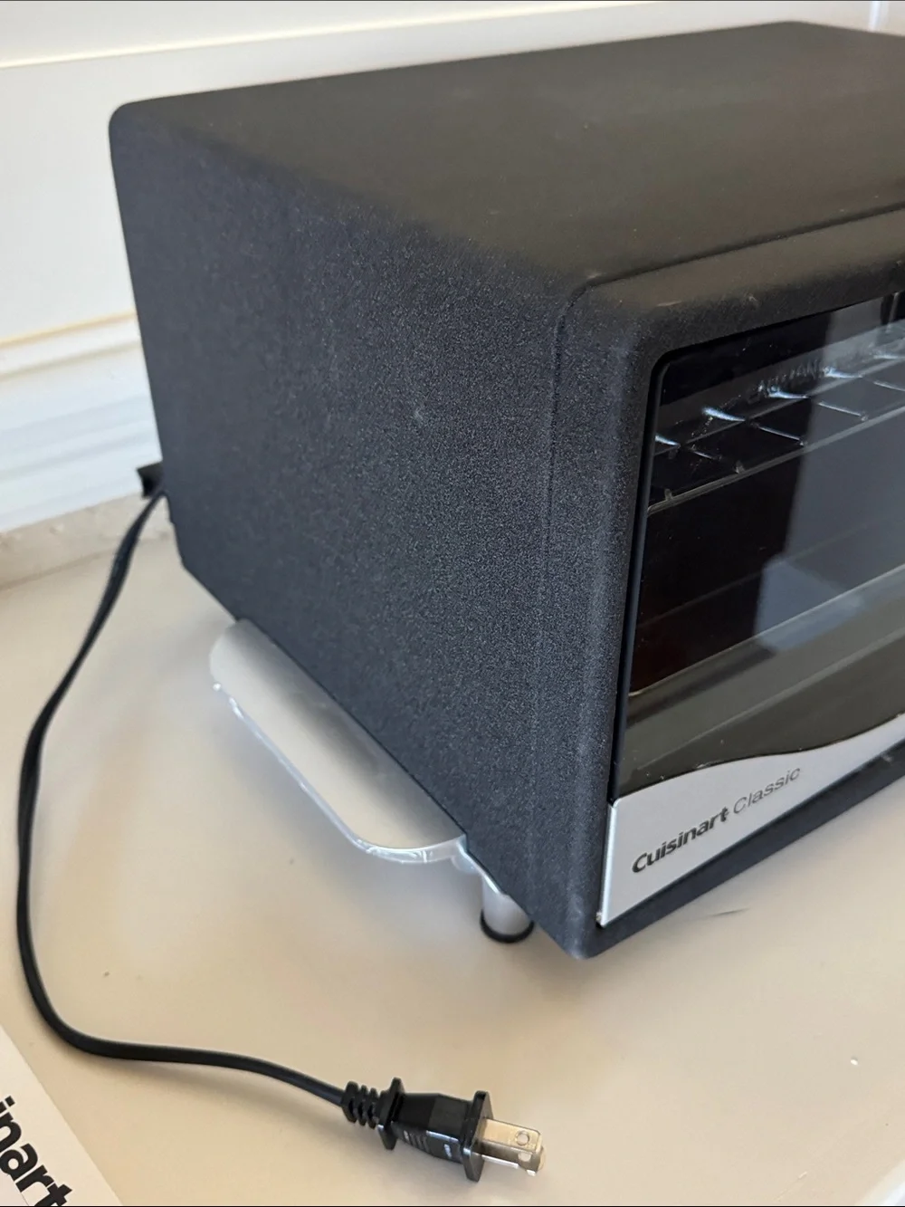 Cuisinart Black and Silver Toaster Oven Broiler